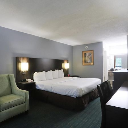 Greenville Inn & Suites Exterior foto